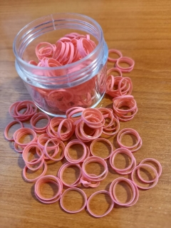 Latexové gumičky růžové 100 ks medium - doza